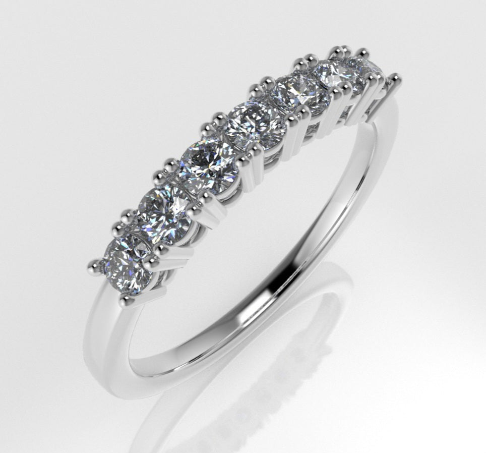 14k yellow gold Ring with 7 Diamond 2.5mm VS1 each, "stt prongs" stone round