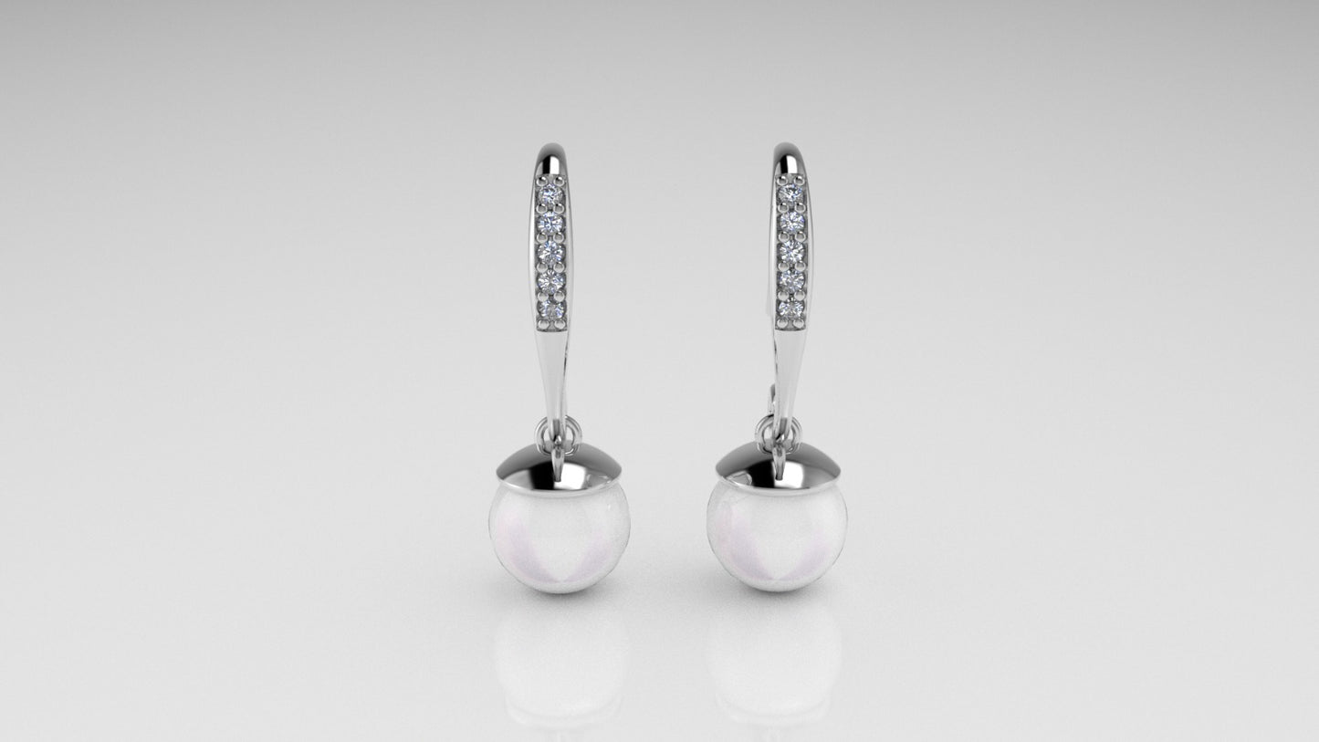 14k Earrings with 10 DIAMOND VS1 and 2 PEARL, stt Prongs