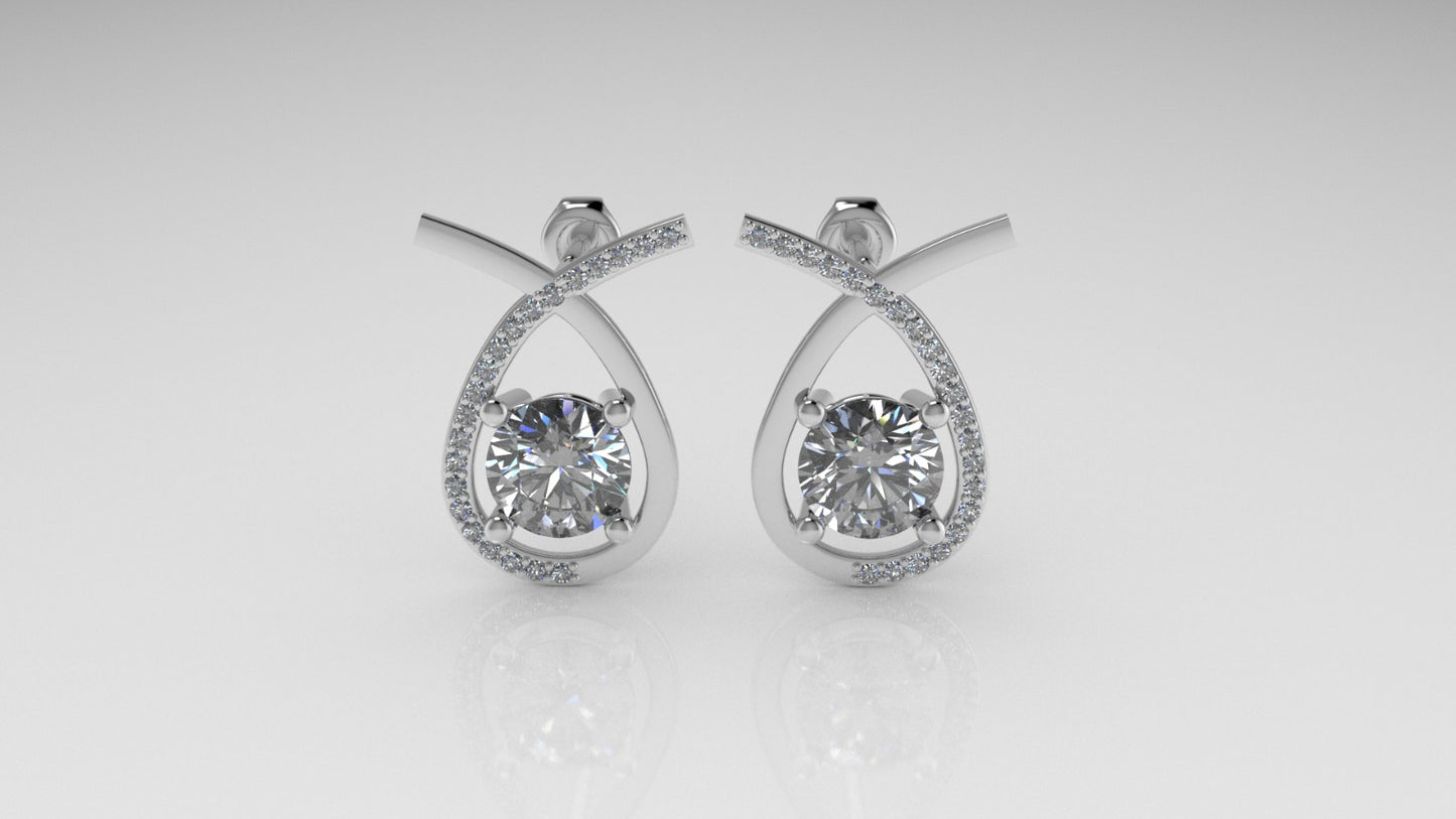 Gold Earrings with 44 DIAMOND VS1, stt Prongs