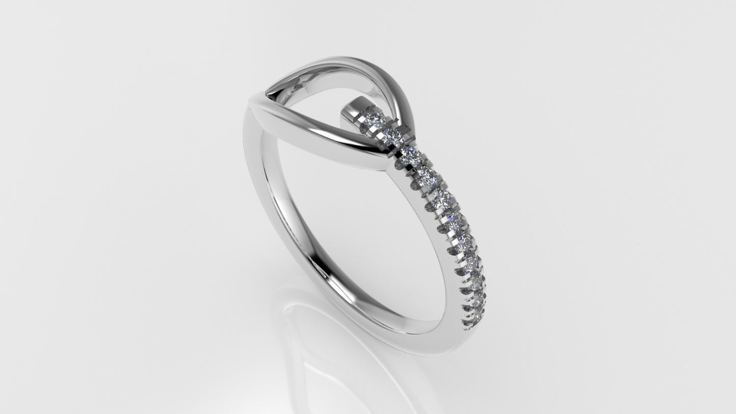 14K Gold Ring with 11 DIAMONDS VS1, "Cut Split"