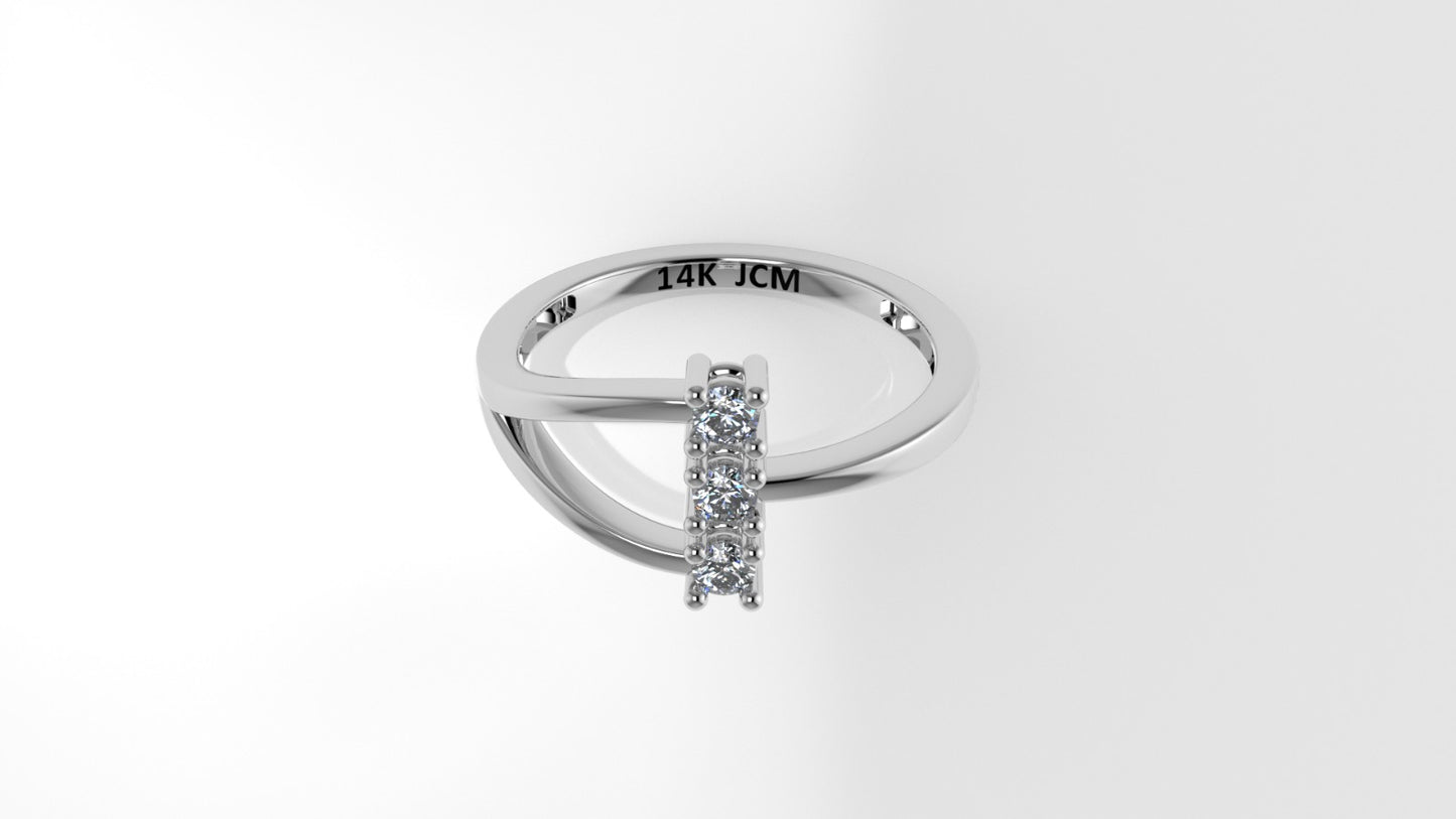14K Gold Ring with 3 DIAMONDS, STT: Prong