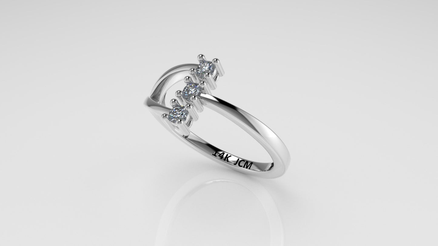 14K Gold Ring with 3 DIAMONDS, STT: Prong
