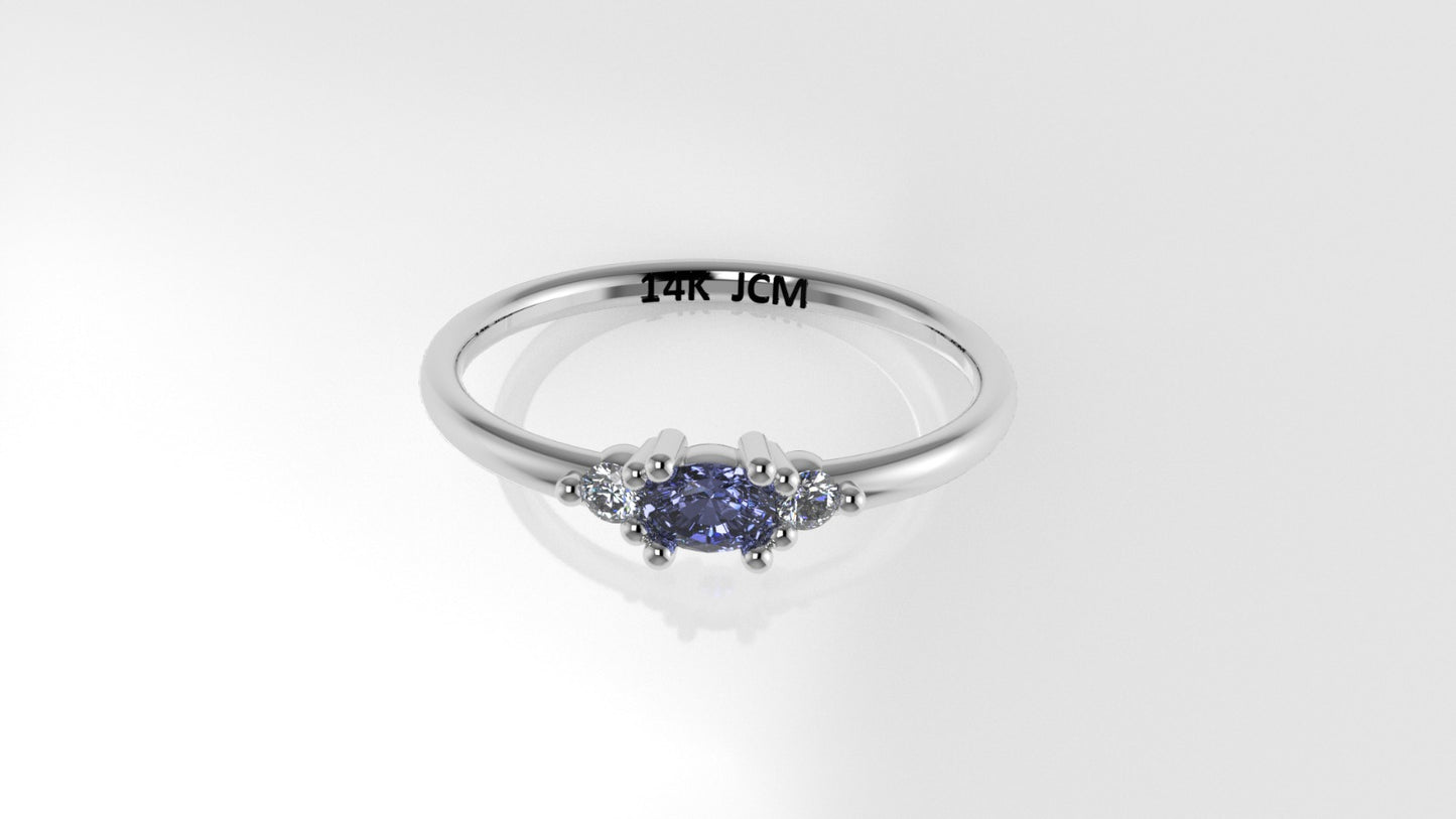 14K Gold Ring with 3 STONES, STT: Prong