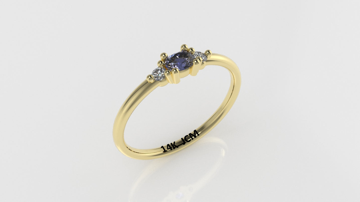 14K Gold Ring with 3 STONES, STT: Prong