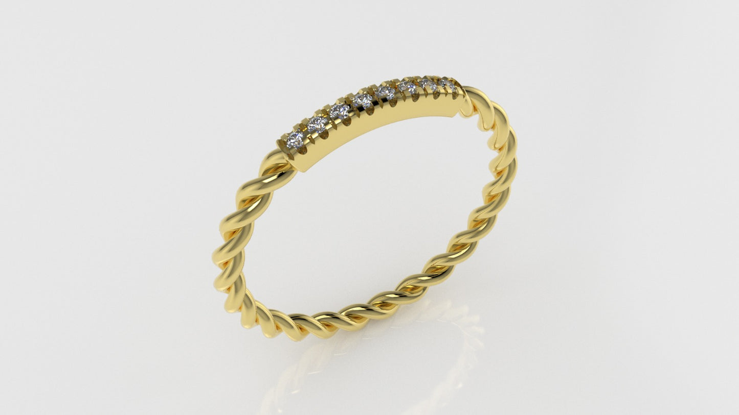 14K Gold Ring with 8 Diamonds, STT: Cut Split, Rope