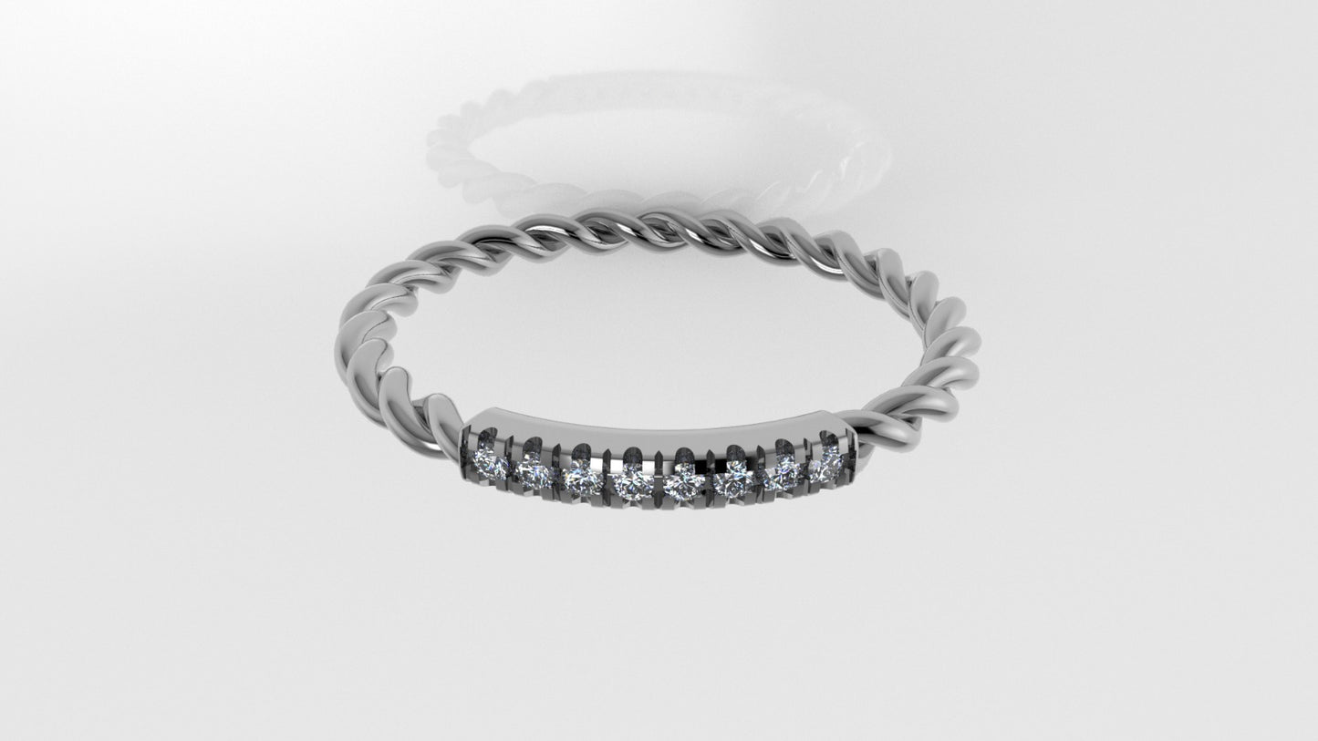 14K Gold Ring with 8 Diamonds, STT: Cut Split, Rope