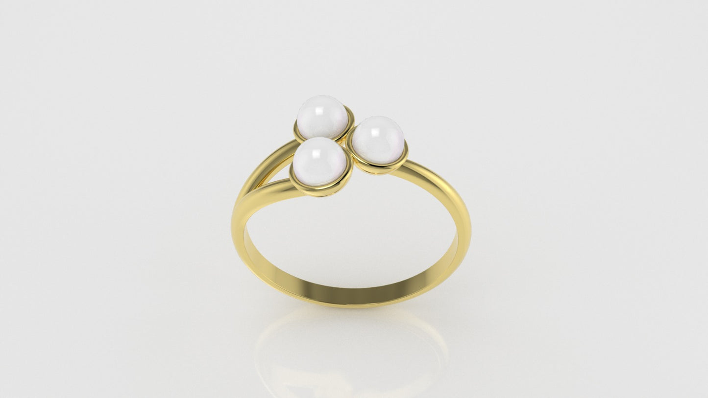14K Gold Ring with Pearl