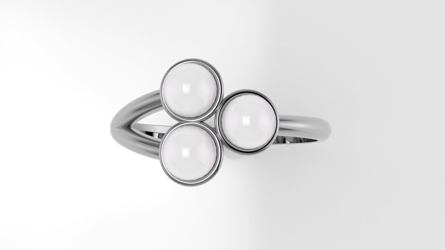 14K Gold Ring with Pearl