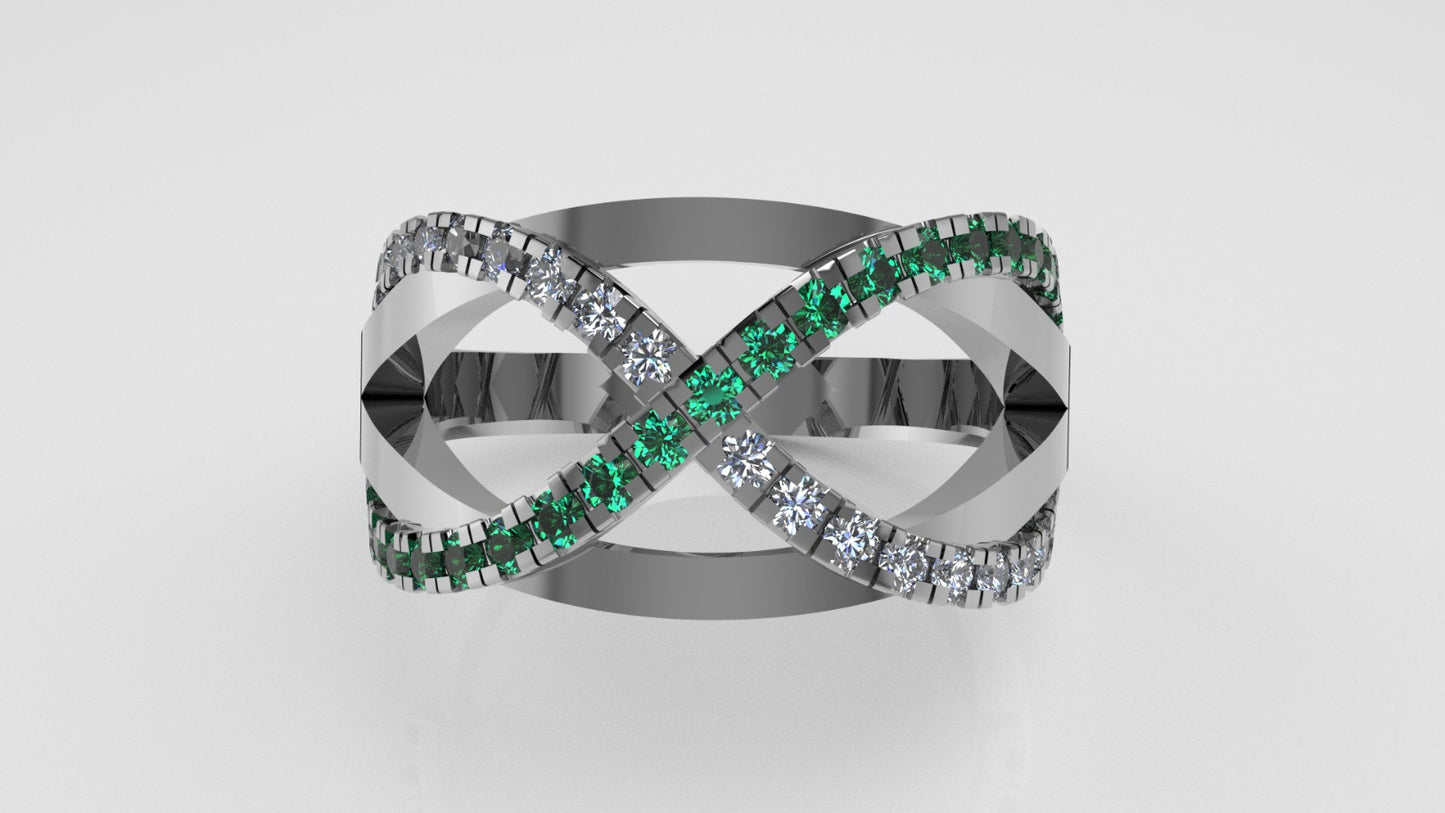 14K Gold Ring with 18 Diamonds and 20 Emeralds, Stt: Prong, Cut Split