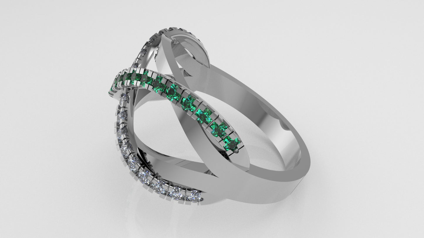 14K Gold Ring with 18 Diamonds and 20 Emeralds, Stt: Prong, Cut Split