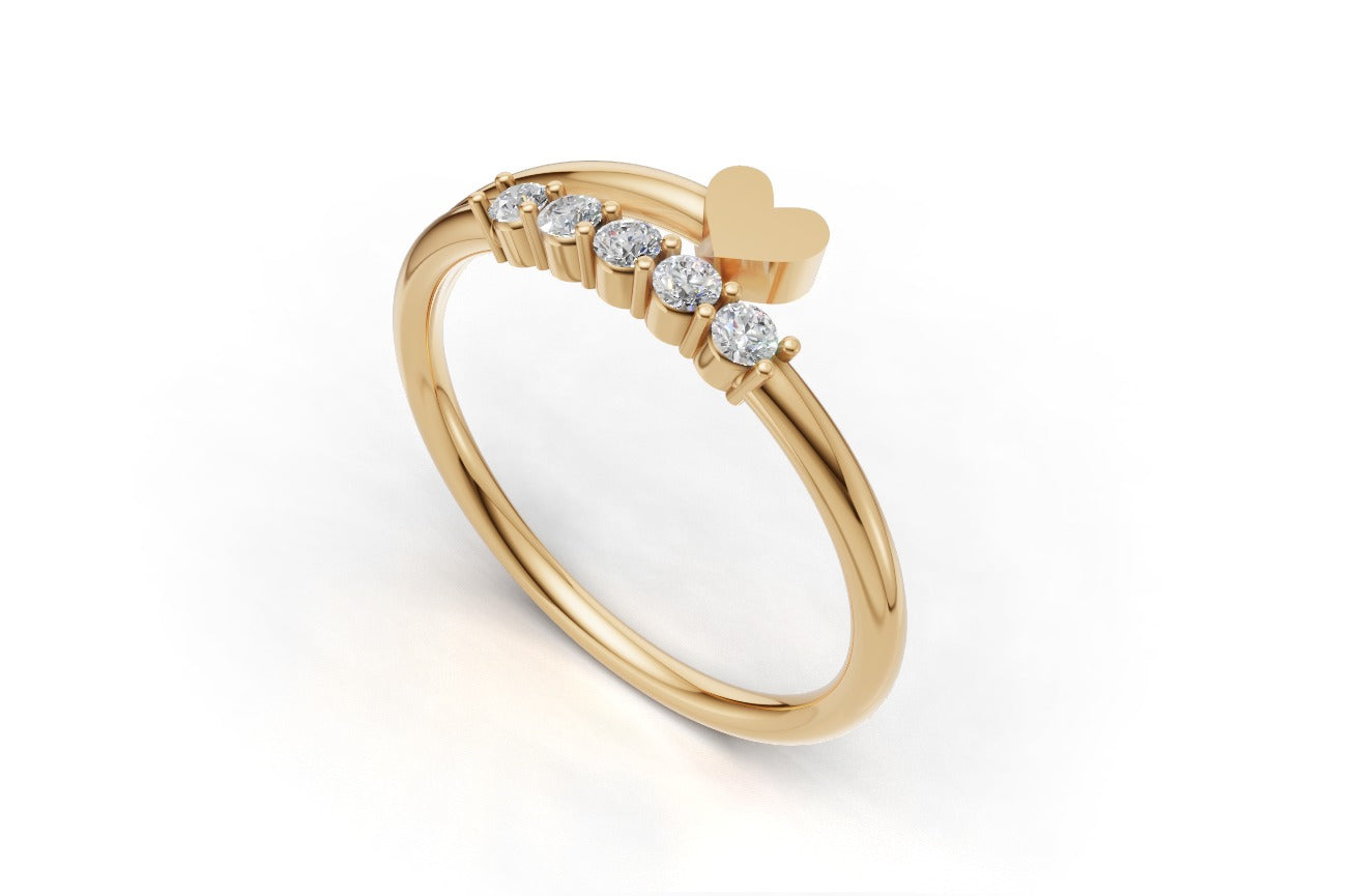 14K Gold Ring Heart with 5 Diamond, STT: Prong