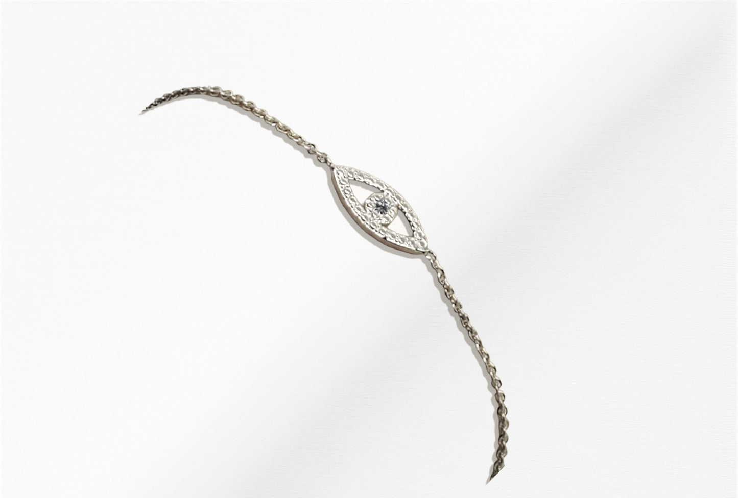 14K Gold Eye Shaped Bracelet