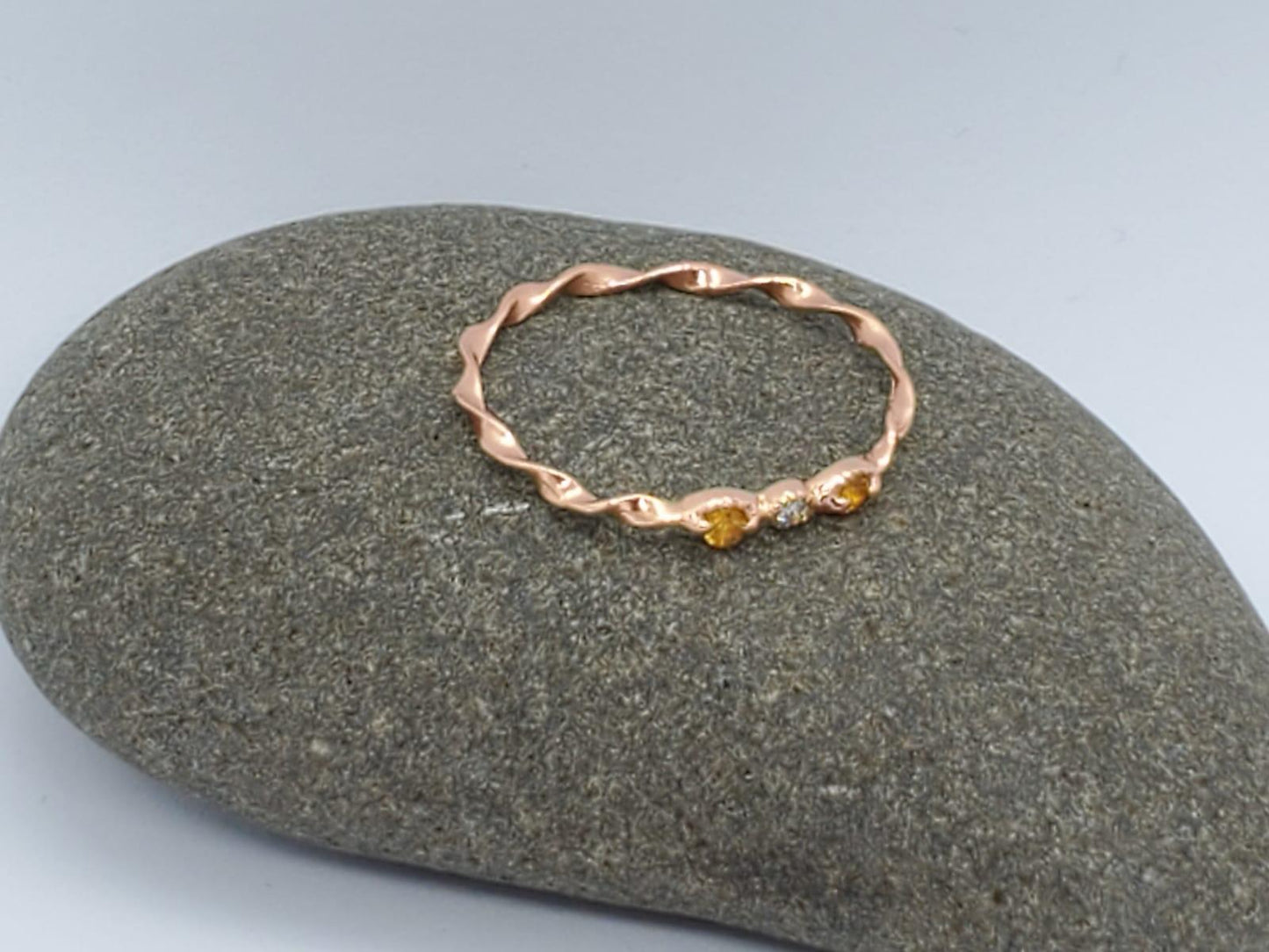 14K TWISTED RING WITH MILIGREEN FINISH