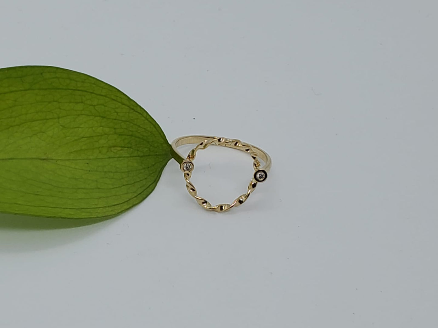 14k yellow gold ring, style band circle