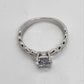 Gold engagement ring with 1.00 ct Diamond VS1, stt prongs, band twisted