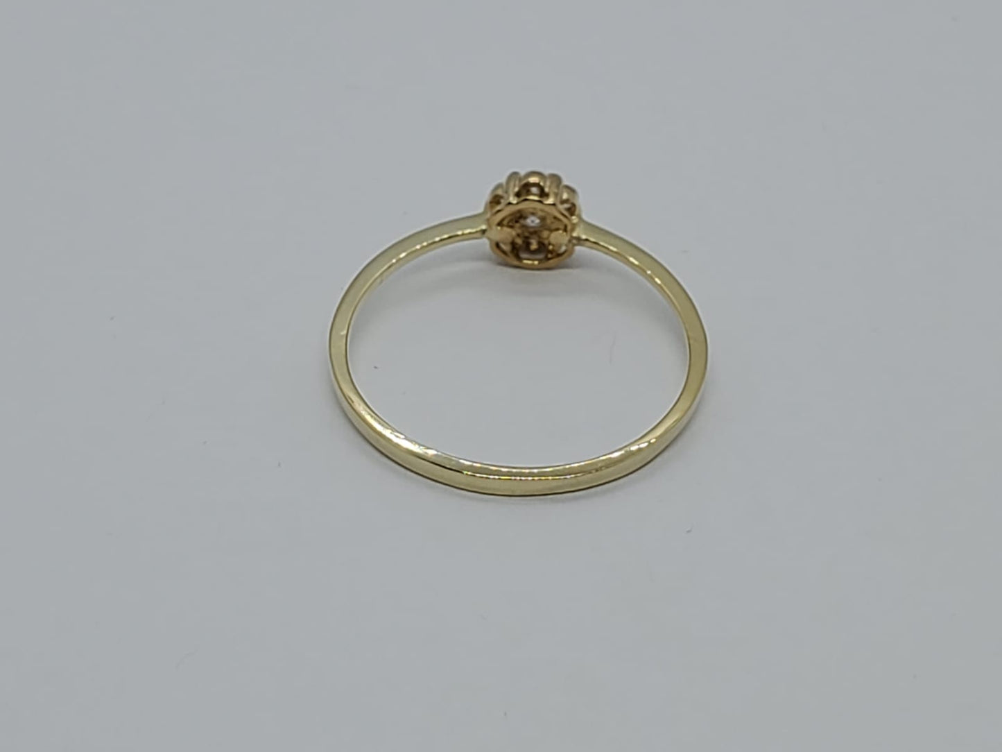 14K YELLOW GOLD RING WITH MOISSANITE